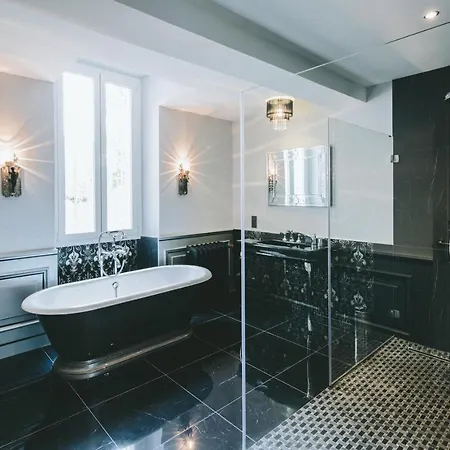 Bed & Breakfast Chateau De 4*