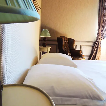 Chateau De 4*