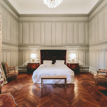 Chateau De Paraza