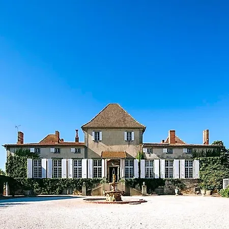 Chateau De Bed & Breakfast